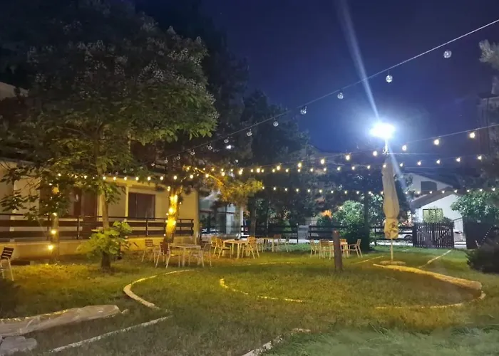 מלון Hellen קוסטינסטי